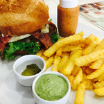 フード&ドリンク サンパ - ハンバーガー、セントロ