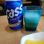 モッシドンナ - なぜビールをこの色のグラスに入れようと思ったのか