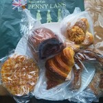 レストラン ペニーレイン - お土産のパンも購入