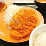 かつや - ロースカツ定食 690円