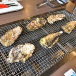 旬の焼き牡蠣