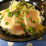 地頭鶏ラーメン本舗阿波家 - 鶏タタキ丼