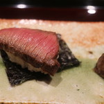 御幸町 田がわ - お肉焼き物　仙台牛握り二貫