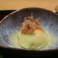 御幸町 田がわ - 先付　翡翠豆腐　雲丹　茗荷