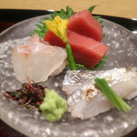 御幸町 田がわ - 造り　昆布締め太刀魚炙り　あこう鯛　鮪