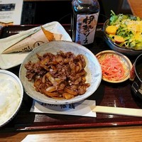 豚捨 KITTE丸の内店 - 豚捨御膳