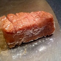 味鉄 東京赤坂店 - 熟成サーロイン加熱中