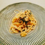 アレグロ コン ブリオ - ズッキーニとウニの冷製スパゲッティ。お腹の膨れ具合により量を調整してくれます。