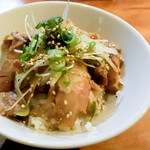 千代橋黄金らーめん ダルマ - 肉飯