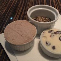 AWkitchen TOKYO 新丸ビル店 - リエットとレーズンバター