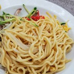 中華麺店 喜楽 - 混ぜます