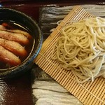 蕎麦肴酒さらざん - 鴨ざる蕎麦(鴨の脂とネギの焼けた香りと出汁つゆと蕎麦の相性が抜群)