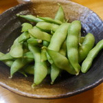 もも亭 - 狛江産茹でたて枝豆480円。