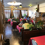 和風レストラン はしもと - 店内をパシャ
平日の１２時半