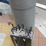 三日月氷菓店 - 日傘を設置