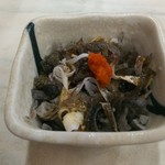 源蔵本店 - 魚の皮(400円)