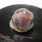 御菓子司 東寺餅 - くず饅頭140円