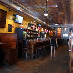 Whiskey Bar Kitchen - 店内。なかなかいい雰囲気