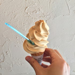 ジェラテリア アクオリーナ - キャラメルのジェラートソフト（600円）税込