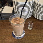 コーヒーハウス ニシヤ - アイスカフェラテ（500円）税込