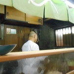 鰻 川淀 - ケン・タカクラばりの漢の背中