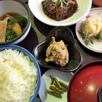 おばんざい とらや - ママの定食　おから最高！