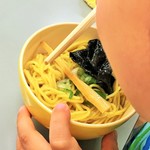 まるたかラーメン - これが僕専用の盛り付け