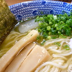 らーめん侘助 - 冷たい氷