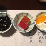 旬菜食健 ひな野 - 有機栽培コーヒーゼリー、トマトのゼリーとチーズスフレ、自家製杏仁豆腐。
杏仁豆腐濃くてうまーい！