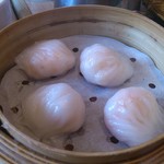 添好運点心専門店 - 晶瑩鮮蝦餃（エビ餃子）です。(2017年3月)