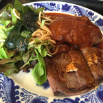 レストランＭＩＴＡ - 友人オーダーのペアランチ（ハンバーグとローストビーフ)