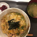 丹波地鶏とビオワイン 六賢 - 親子丼は¥760ですよ〜