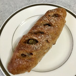 Pane Ho Maretta - くるみ×もも×ロッシュチョコ ¥230+税