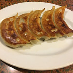 魚長飯店 - 餃子！
