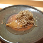 寿しの吉乃 - 焼きフカヒレ 秋トリュフがけ