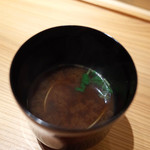 寿しの吉乃 - 赤出汁