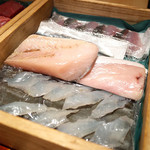 寿しの吉乃 - タネ箱・２