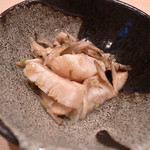 鮨 紺乃 - 帆立のネギ塩炒め