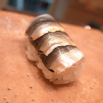 鮨 紺乃 - シンコ 三枚づけ(再注文)