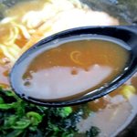 横浜ラーメン 福家 - 粘度高くカエシ強めのスープ！