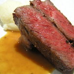 レストラン メルキュール - 国産牛ｻﾞﾌﾞﾄﾝ肉のｿﾃｰ　　　　　⇐マルサラソース 