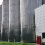 アサヒビール - この一つの筒の中に、3500本分のビールが入ってます。