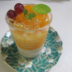 洋菓子工房 queue - オレンジのゼリー３５０円。
      