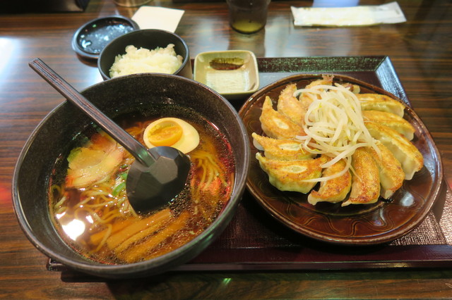 Gomihacchin 小田原 饺子 食べログ 简体中文