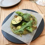 THE GATEHOUSE - グリーンタコス　緑野菜とアボカドソース