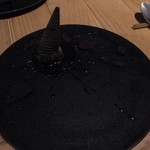 THE GATEHOUSE - ”ビターな思い出”　ビターチョコレートと甘酸っぱいブラックレモンソース