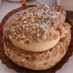 Patisserie Ravi,e relier - シュー・ア・ラ・クレーム