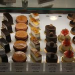 Patisserie Ravi,e relier - 