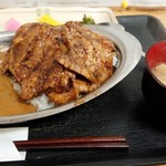 ぶた福 - カレー豚丼