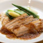 BISTRONOMIE CANVAS - 今日のお肉ランチは豚バラのロティ　ジャポネソースでした。ジャポネソースイイ！！